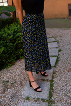 Carica l&#39;immagine nel visualizzatore di Gallery, SAIGON midi skirt flower green
