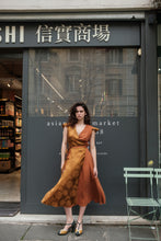 Carica l&#39;immagine nel visualizzatore di Gallery, HANOI long dress gigli

