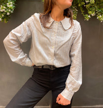 Carica l&#39;immagine nel visualizzatore di Gallery, Camicia colletto righe grigie
