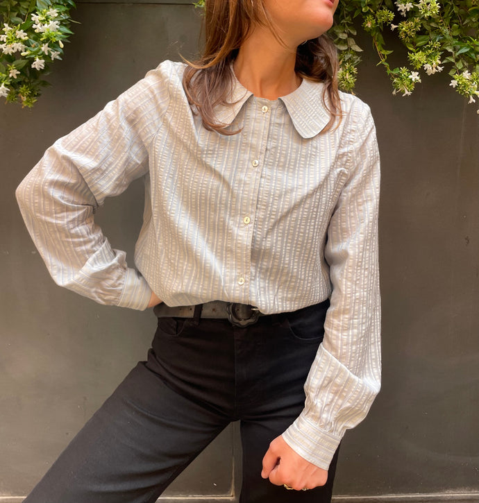 Camicia colletto righe grigie