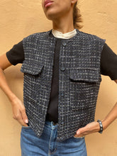 Carica l&#39;immagine nel visualizzatore di Gallery, Gilet in tessuto bouclét
