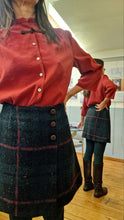 Carica l&#39;immagine nel visualizzatore di Gallery, Vittoria shirt - seta lavata e alamaro
