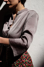 Carica l&#39;immagine nel visualizzatore di Gallery, GOA silk shirt taupe
