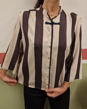 Carica l&#39;immagine nel visualizzatore di Gallery, Vittoria stripes shirt - seta a righe e alamaro
