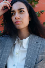 Carica l&#39;immagine nel visualizzatore di Gallery, Elena shirt - viscosa bianca

