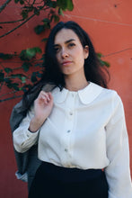 Carica l&#39;immagine nel visualizzatore di Gallery, Elena shirt - viscosa bianca
