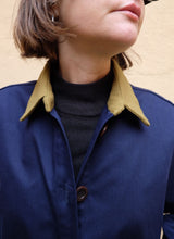 Carica l&#39;immagine nel visualizzatore di Gallery, Isabella work jacket - blu navy e verde
